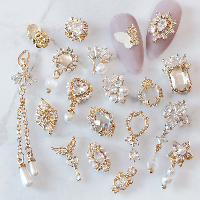 Trending Tech Accessories - 4 pçs/lote amor rosa borboleta pingente
